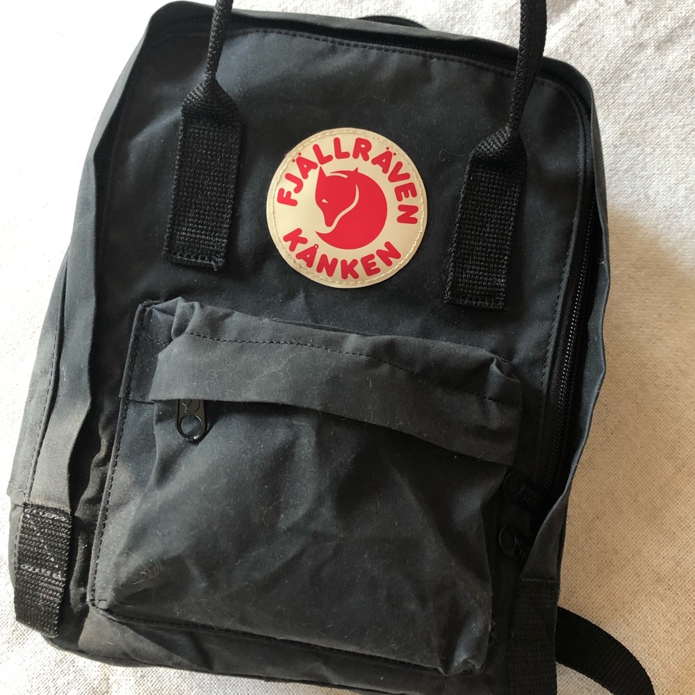 KANKEN FJALLRAVEN Black Mini Backpack